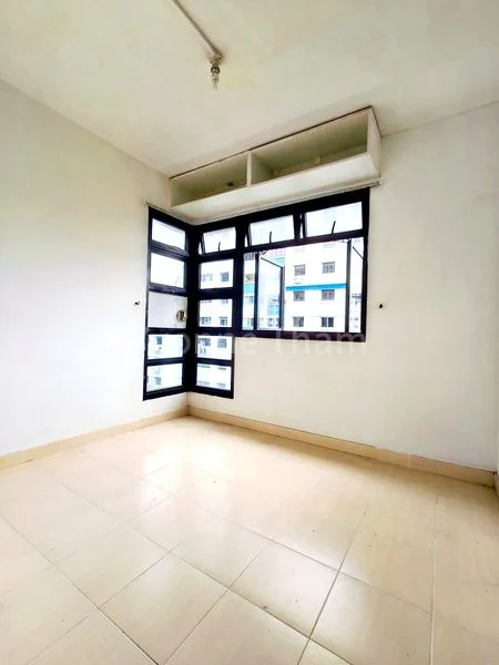 3 Room (3I) HDB for Sale in  235 Lorong 8 Toa Payoh - Image 9