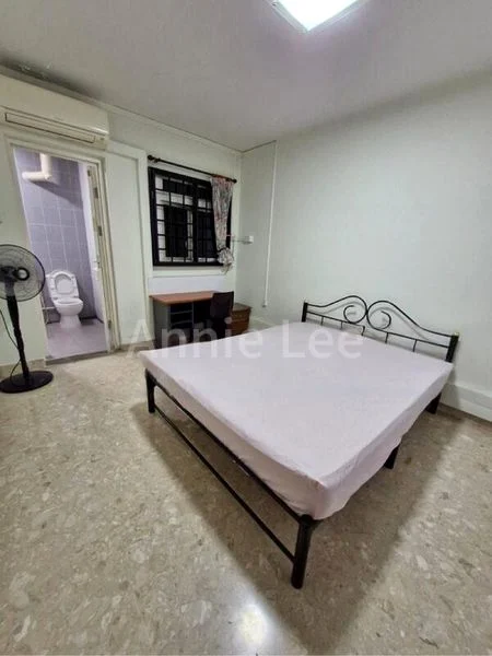Common Room (HDB) for Rent in  807 Woodlands Street 81 - Image 1