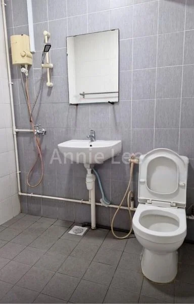 Common Room (HDB) for Rent in  807 Woodlands Street 81 - Image 5