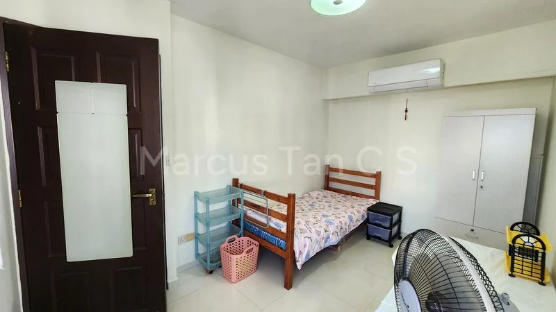 Common Room (HDB) for Rent in  462 Clementi Avenue 3 - Image 2
