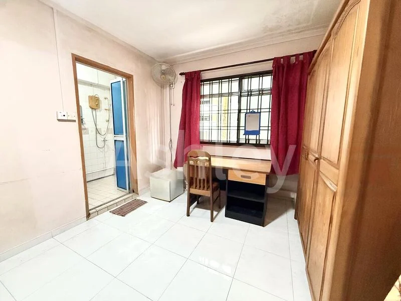 Master Room (HDB) for Rent in  658 Jalan Tenaga - Image 2