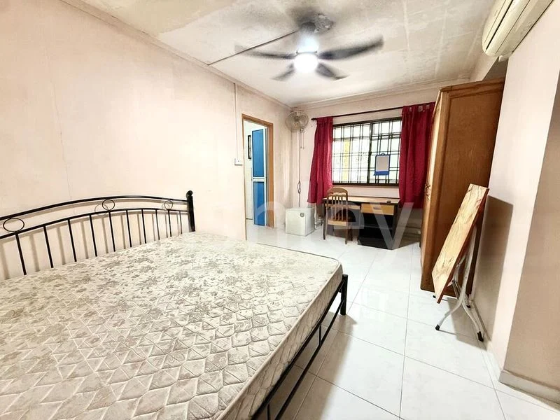 Master Room (HDB) for Rent in  658 Jalan Tenaga - Image 1