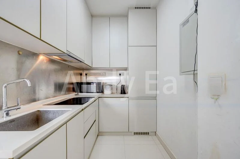 3 Bed Condo for Rent in The Midtown - Image 5