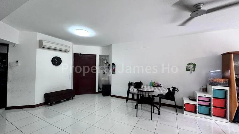 3 Bed Apartment (Condo) for Rent in Melville Park - Image 1