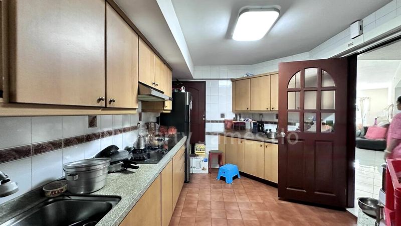 3 Bed Apartment (Condo) for Rent in Melville Park - Image 3