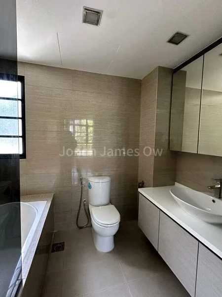 4 Bed Condo for Rent in  Pinewood Gardens - Image 9