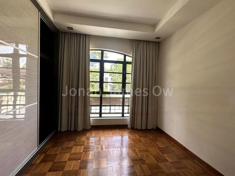 4 Bed Condo for Rent in  Pinewood Gardens - Image 10