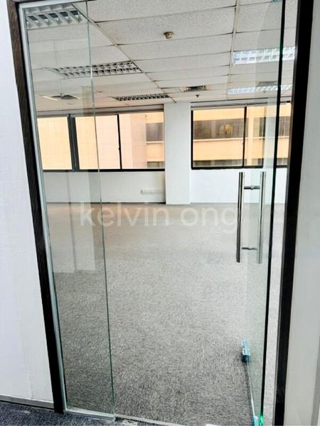 Office for Rent in  Tong Eng Building - Image 1