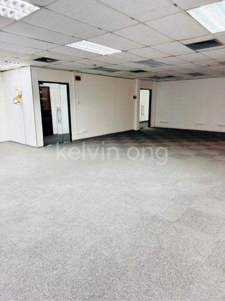 Office for Rent in  Tong Eng Building - Image 2