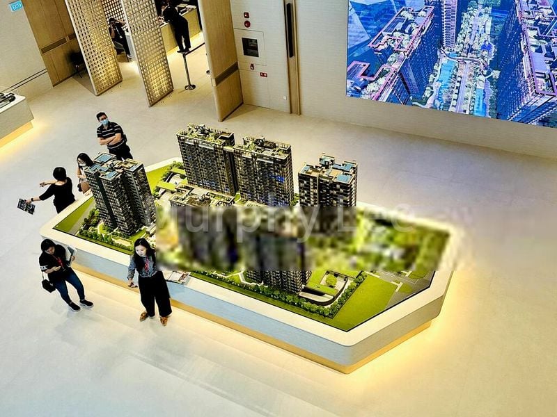 2 Bed Condo for Sale in The Continuum - Image 24