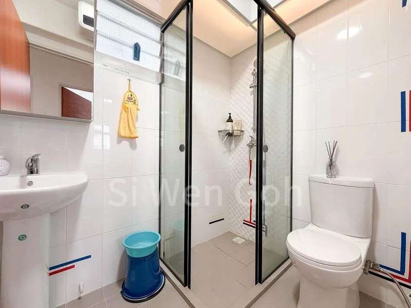 4 Room (4A) HDB for Sale in  293A Bukit Batok Street 21 - Image 11