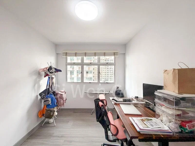 4 Room (4A) HDB for Sale in  293A Bukit Batok Street 21 - Image 10