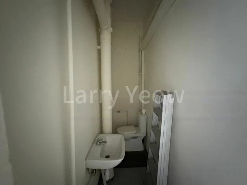 Shop / Shophouse for Rent: 51, Lorong 6 Toa Payoh - Image 6