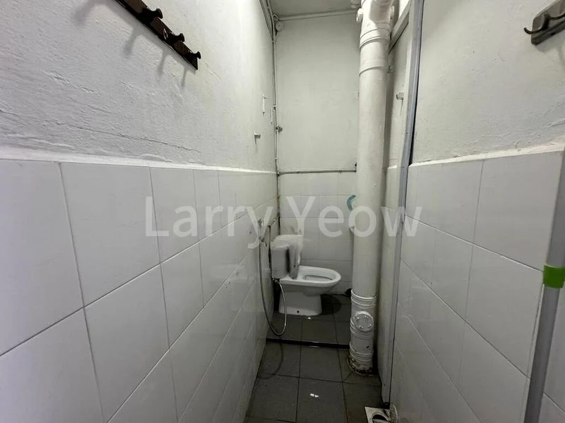 Shop / Shophouse for Rent: 51, Lorong 6 Toa Payoh - Image 3