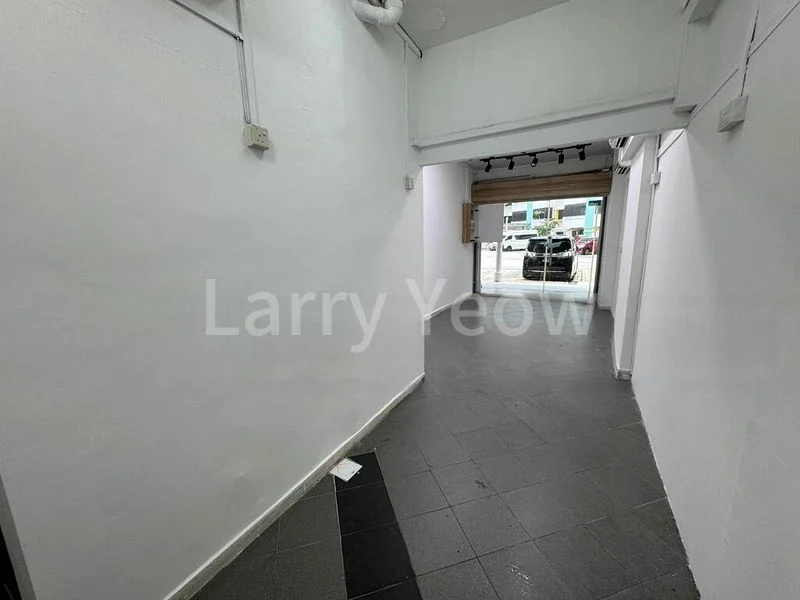 Shop / Shophouse for Rent: 51, Lorong 6 Toa Payoh - Image 2