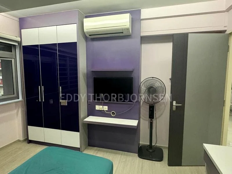 Common Room (HDB) for Rent in  381 Tampines Street 32 - Image 1