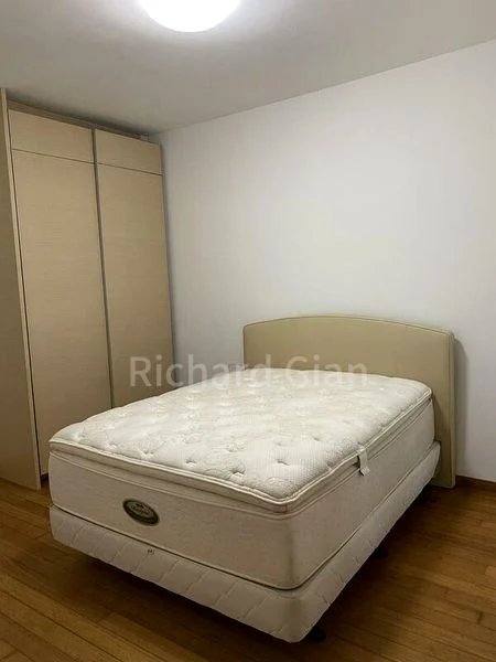 3 Bed Condo for Rent in  8 @ Mount Sophia - Image 7