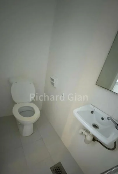 3 Bed Condo for Rent in  8 @ Mount Sophia - Image 1