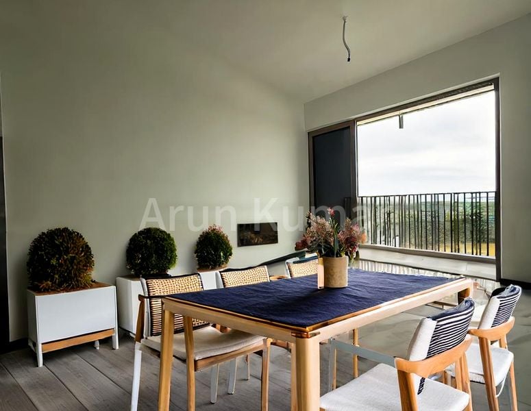 2 Bed Condo for Rent in Pasir Ris Drive 8 - Image 1