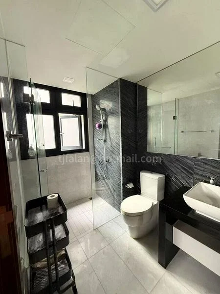 2 Bed Condo for Rent in  River Isles - Image 5