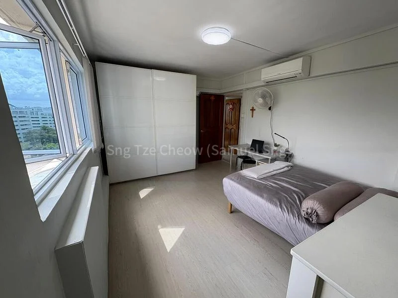 5 Room (5I) HDB for Sale in  229 Yishun Street 21 - Image 5
