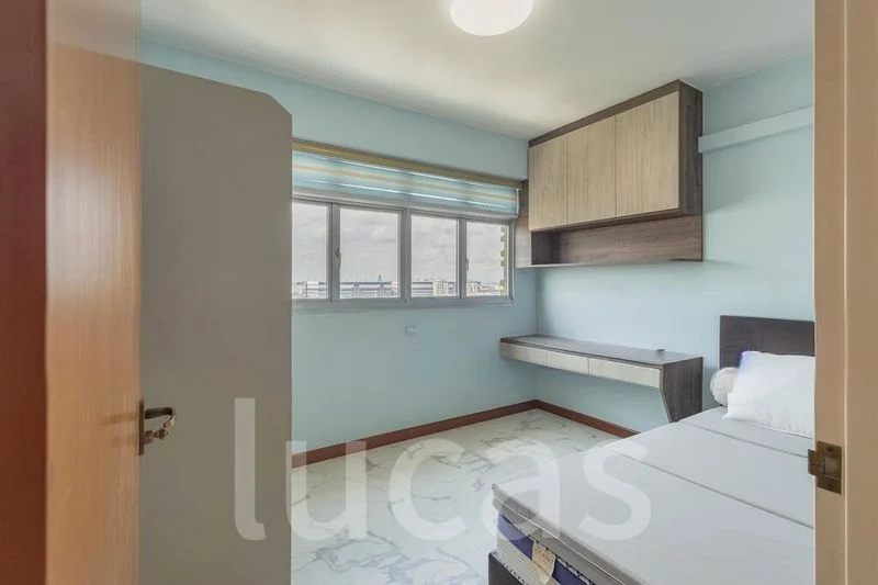 3 Room (3A) HDB for Sale in 23 Teban Gardens Road - Image 8