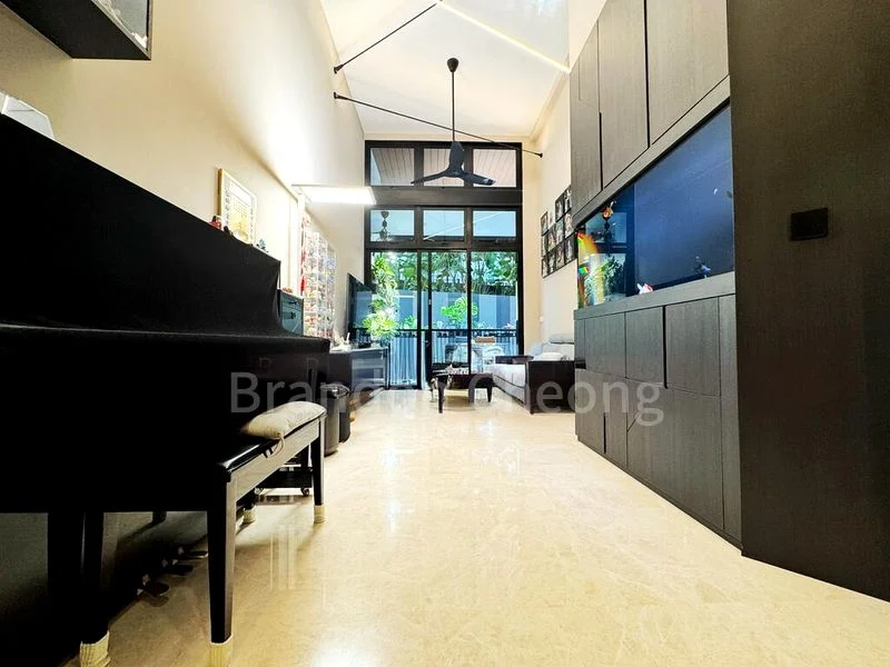 3 Bed Condo for Rent in  Daintree Residence - Image 5