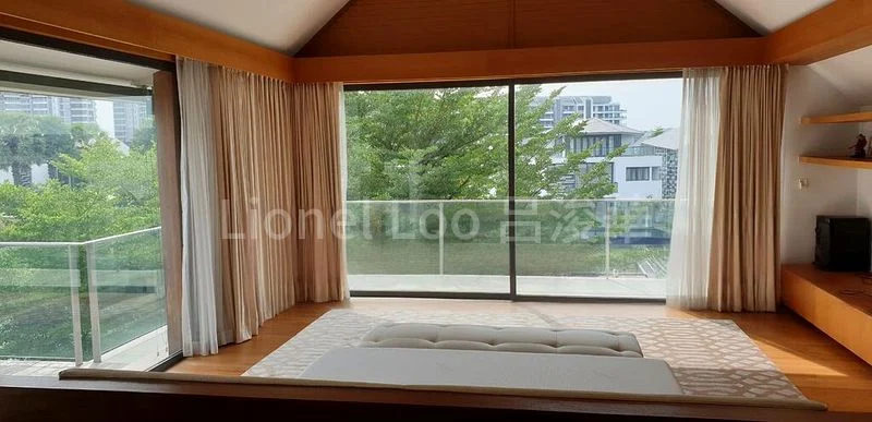 5 Bed Bungalow (Landed) for Sale in Cove Drive - Image 3