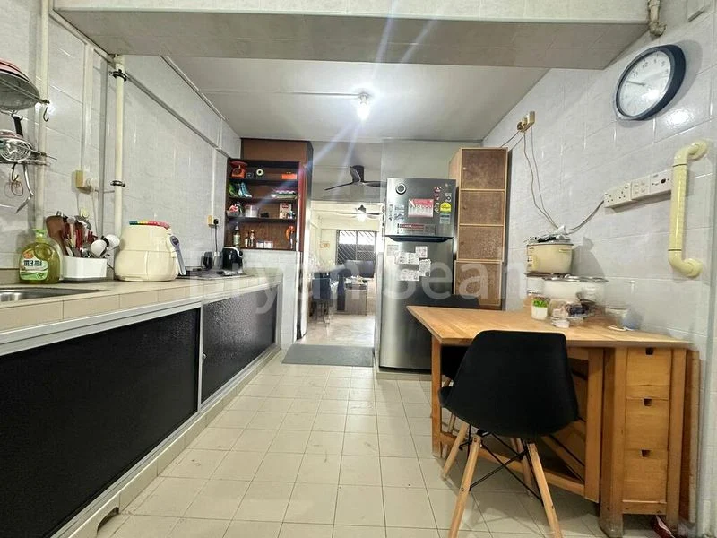 3 Room (3I) HDB for Rent in  95 Aljunied Crescent - Image 6