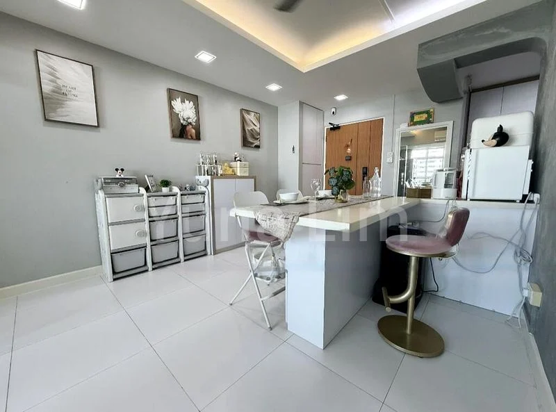 4 Room (4A) HDB for Sale in  312C Sumang Link - Image 4