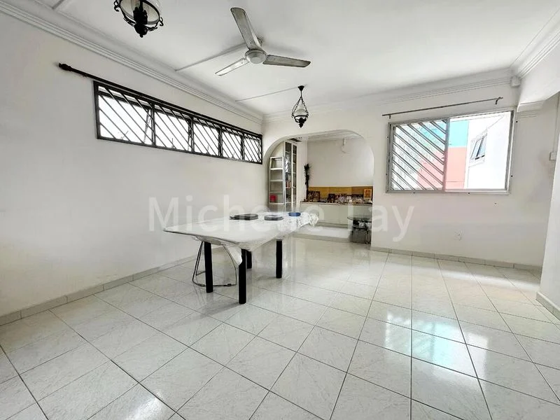 Executive HDB for Rent in  724 Yishun Street 71 - Image 1