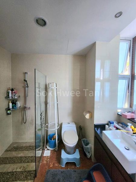 3 Bed Condo for Sale in  Crystal De Azure - Image 8