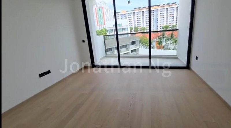 4 Bed Apartment (Condo) for Sale in  Rangoon Road - Image 8