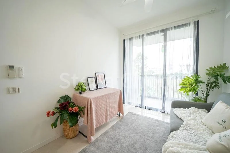 2 Bed Condo for Rent in  Treasure at Tampines - Image 3