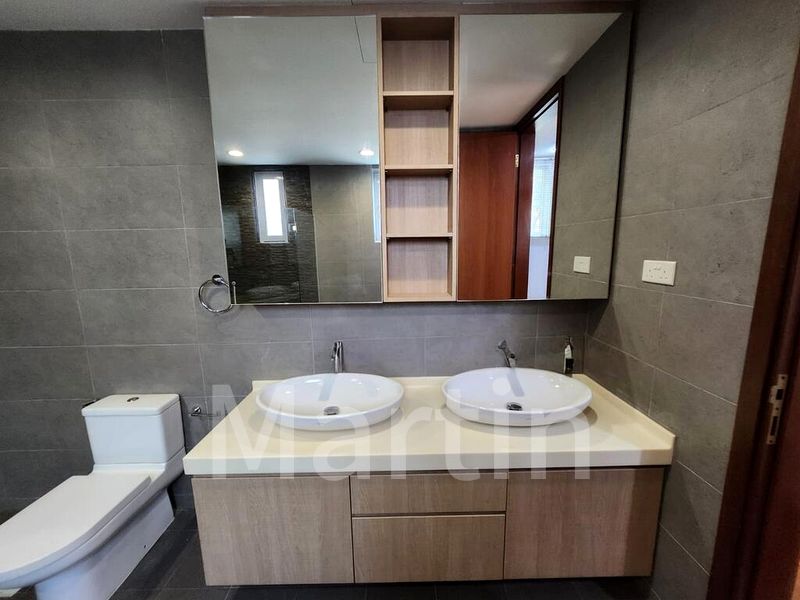 4 Bed Condo for Rent in Duchess Crest - Image 8