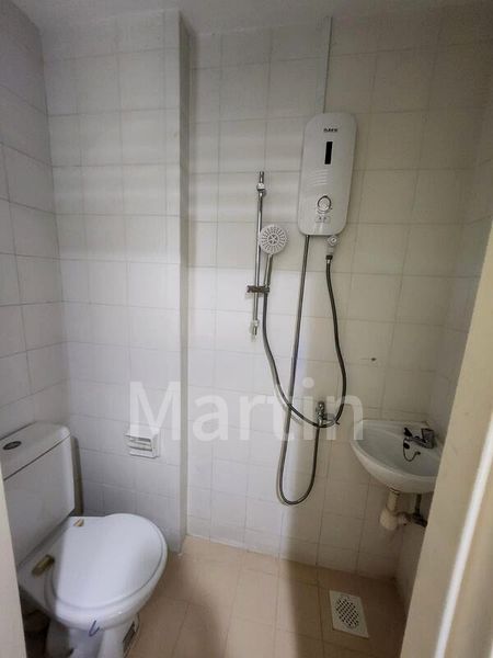 4 Bed Condo for Rent in Duchess Crest - Image 5