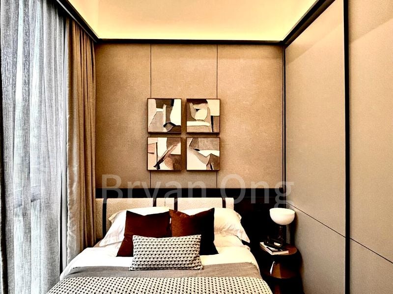 5 Bed Cluster House (Landed) for Sale in  Holland Grove Road - Image 8