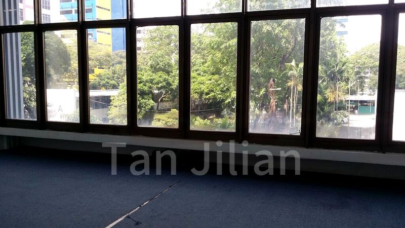 Light Industrial (B1) for Rent: Sindo Industrial Building - Image 7