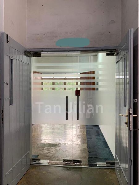Light Industrial (B1) for Rent: Sindo Industrial Building - Image 10