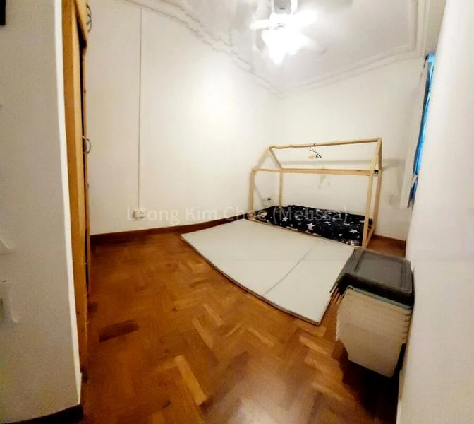 1 Bed Condo for Rent in  Hume Park II - Image 11