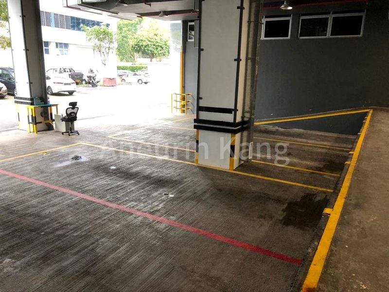 Light Industrial (B1) for Rent in  Thye Hong Centre - Image 2