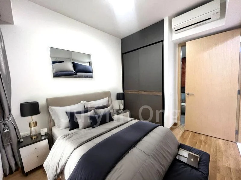 4 Bed Condo for Rent in Kovan Residences - Image 2