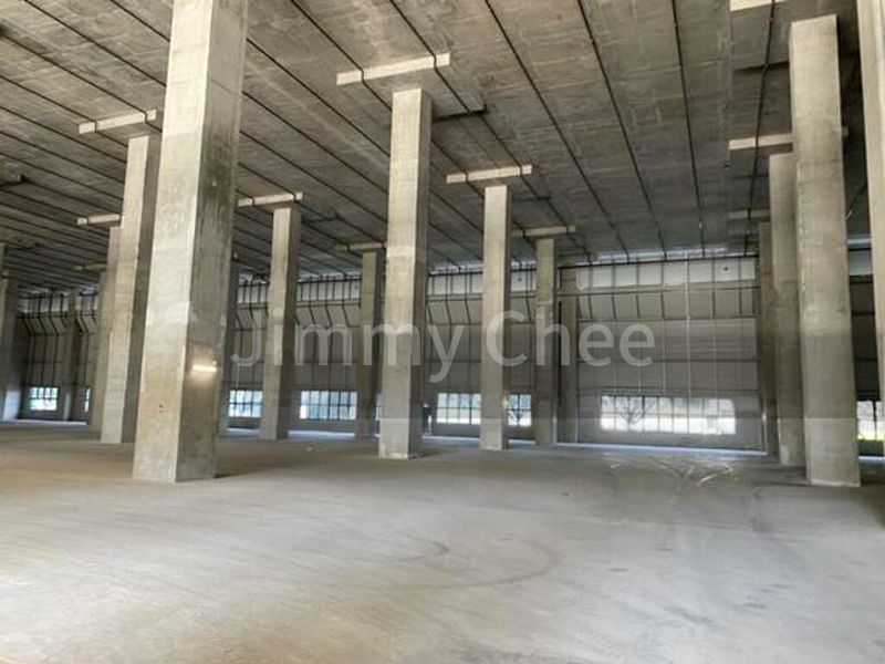 Warehouse for Rent: 35KN/m2 | 10.5m High Ceiling, Ramp-Up - Image 3