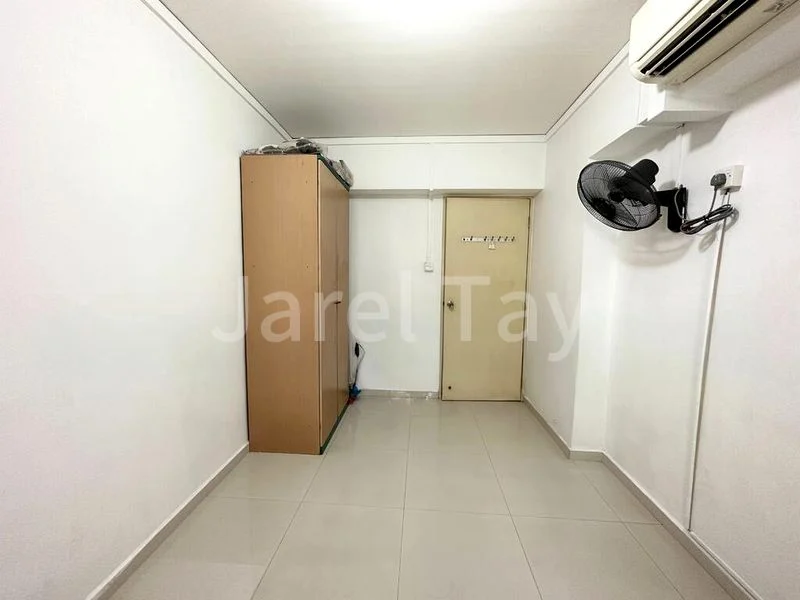 4 Room (4A) HDB for Rent in  258C Compassvale Road - Image 7