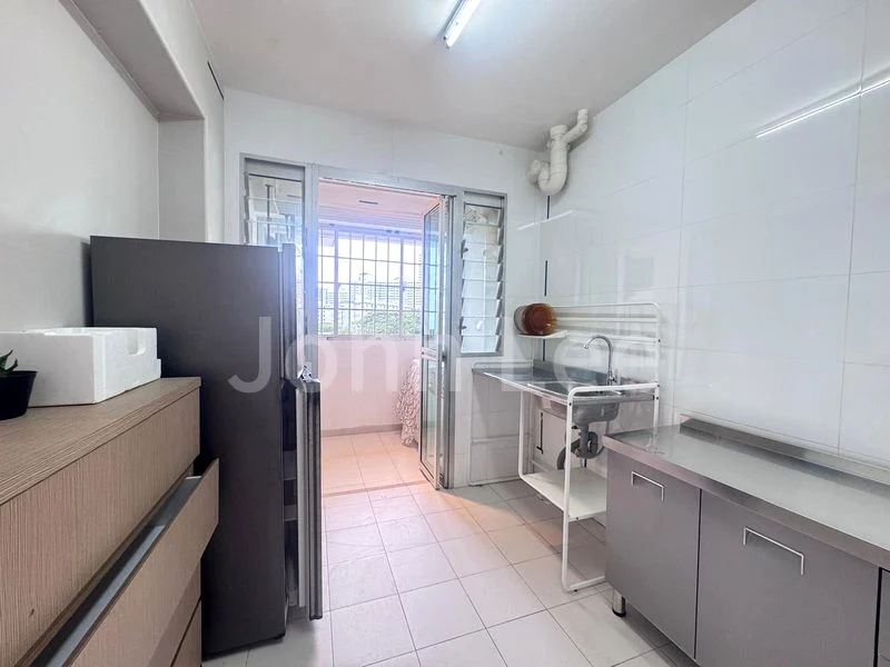 4 Room (4A) HDB for Rent in 131B Lorong 1 Toa Payoh - Image 11