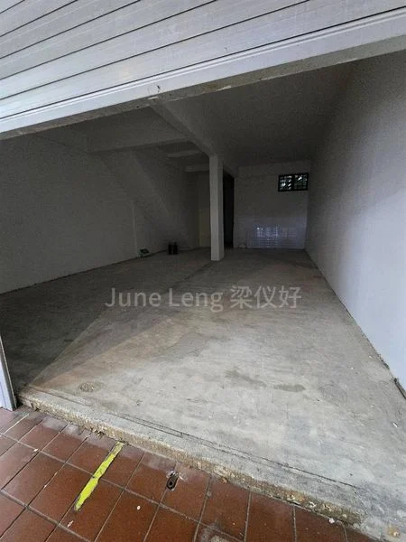 Shop / Shophouse for Rent in  Ang Mo Kio Avenue 8 - Image 4