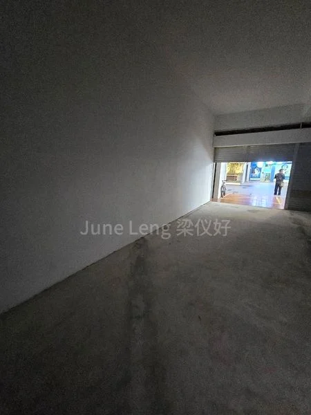 Shop / Shophouse for Rent in  Ang Mo Kio Avenue 8 - Image 5