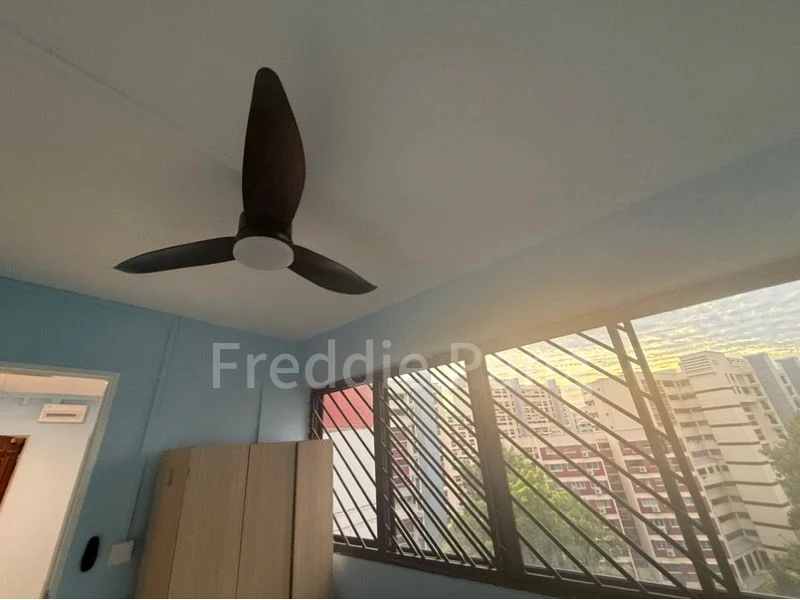 5 Room (5A) HDB for Rent in  416 Jurong West Street 42 - Image 3