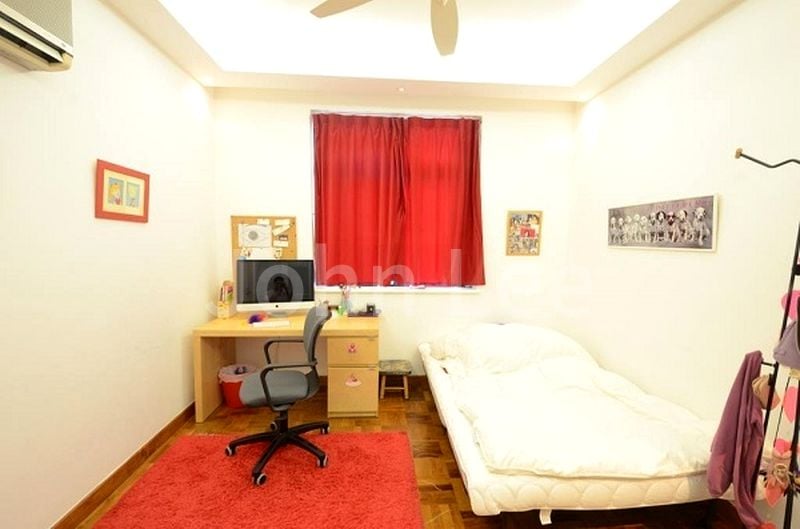 5 Bed Condo for Rent in  Spring Grove - Image 8