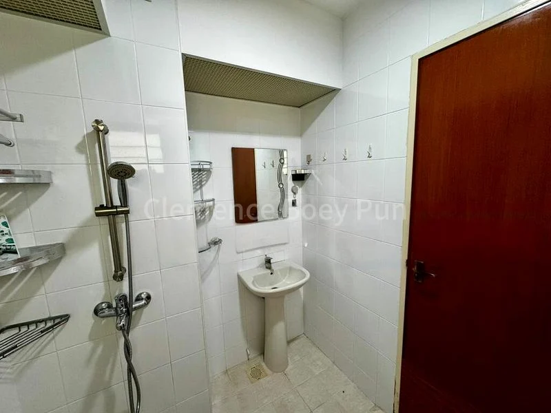 Common Room (HDB) for Rent in  487 Admiralty Link - Image 5